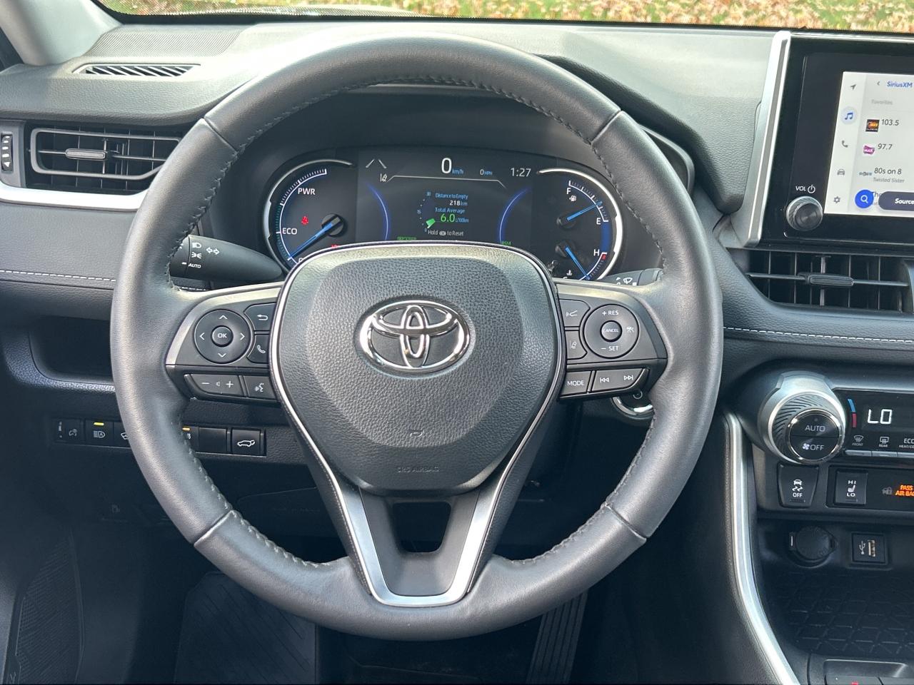 2024 Toyota RAV4 Hybrid XLE AWD   Sunroof   Heated Seats & Steering Wheel Photo