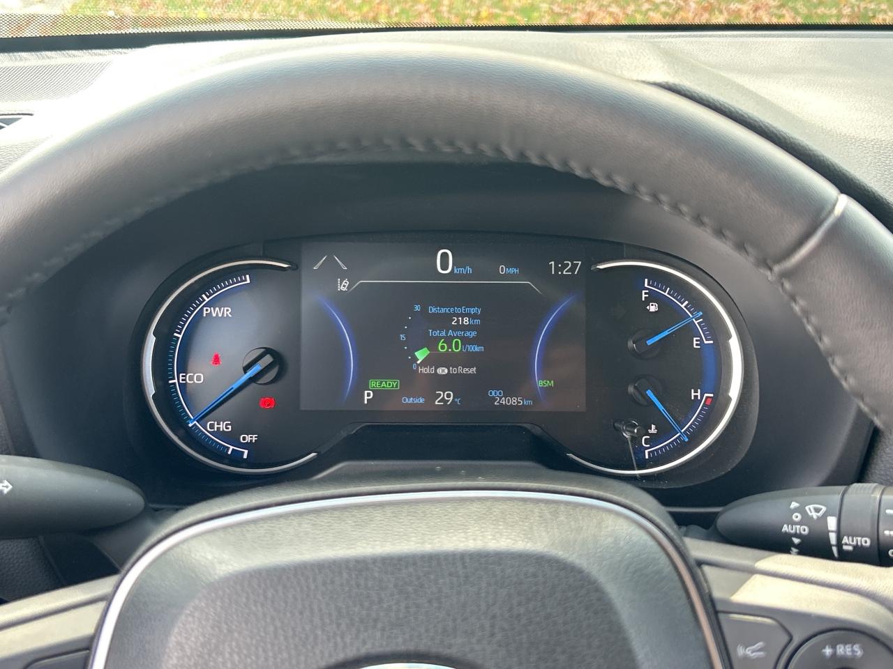 2024 Toyota RAV4 Hybrid XLE AWD   Sunroof   Heated Seats & Steering Wheel Photo