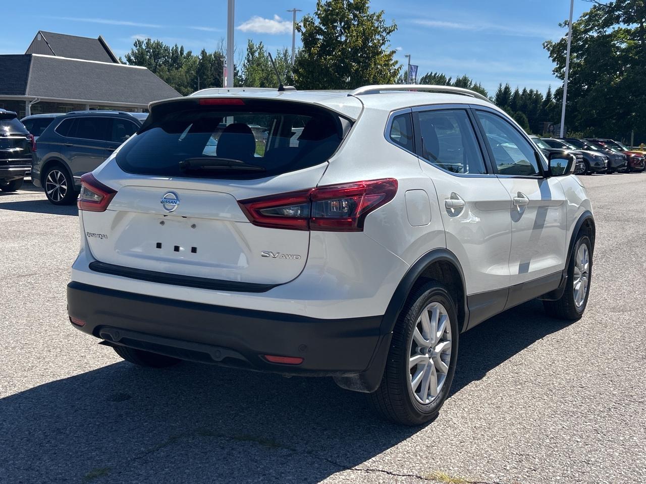2023 Nissan Qashqai SV AWD   Sunroof   Heated Seats & Steering Wheel Photo