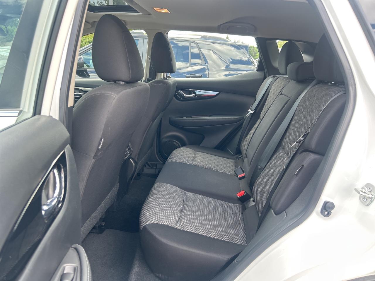 2023 Nissan Qashqai SV AWD   Sunroof   Heated Seats & Steering Wheel Photo