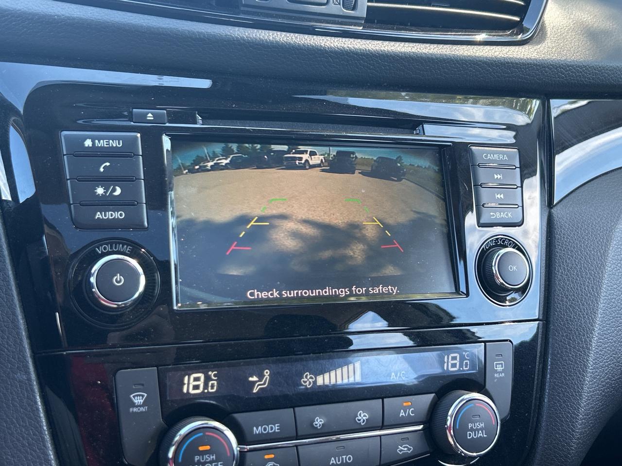 2023 Nissan Qashqai SV AWD   Sunroof   Heated Seats & Steering Wheel Photo