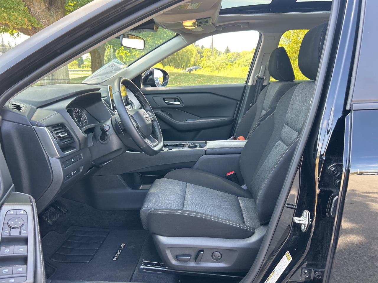 2025 Nissan Rogue SV AWD   Pano Roof   Heated Seats & Steering Wheel Photo