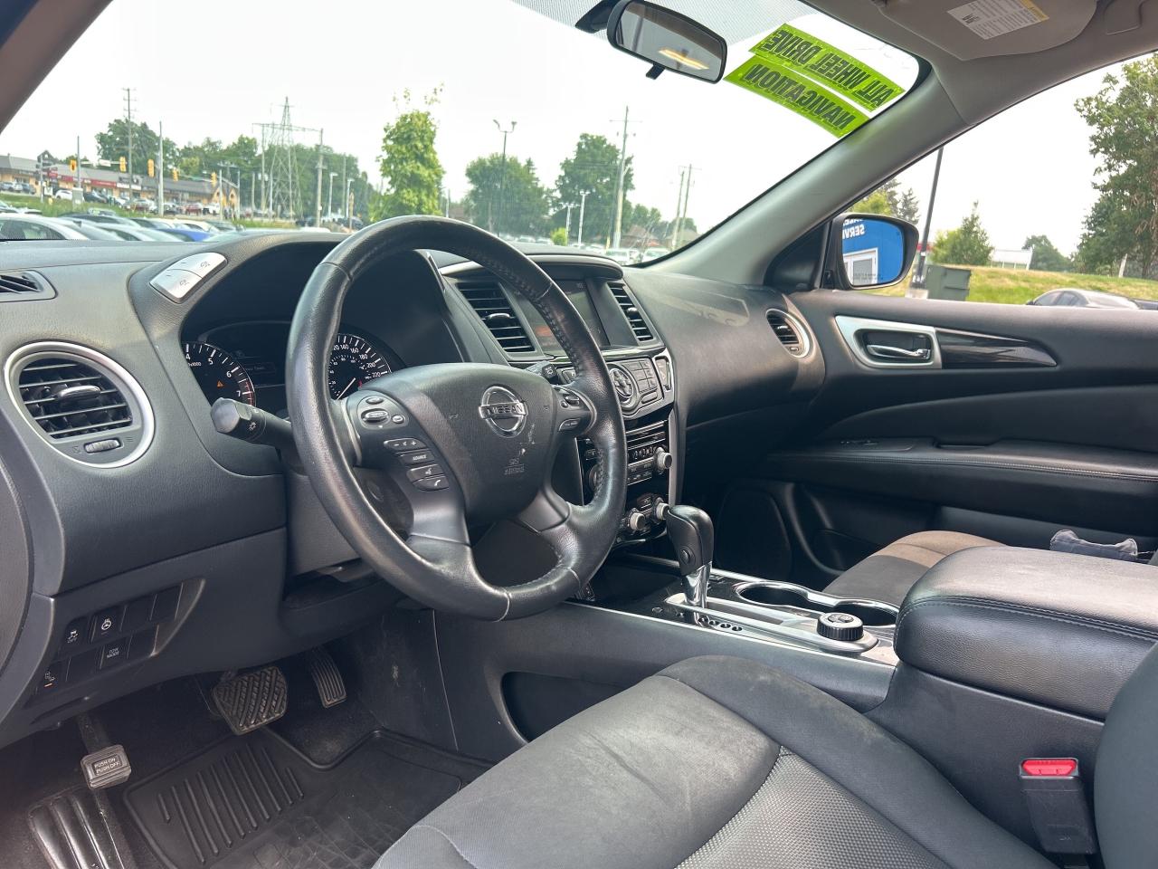 2020 Nissan Pathfinder SV Tech   Nav   7 Pass Photo