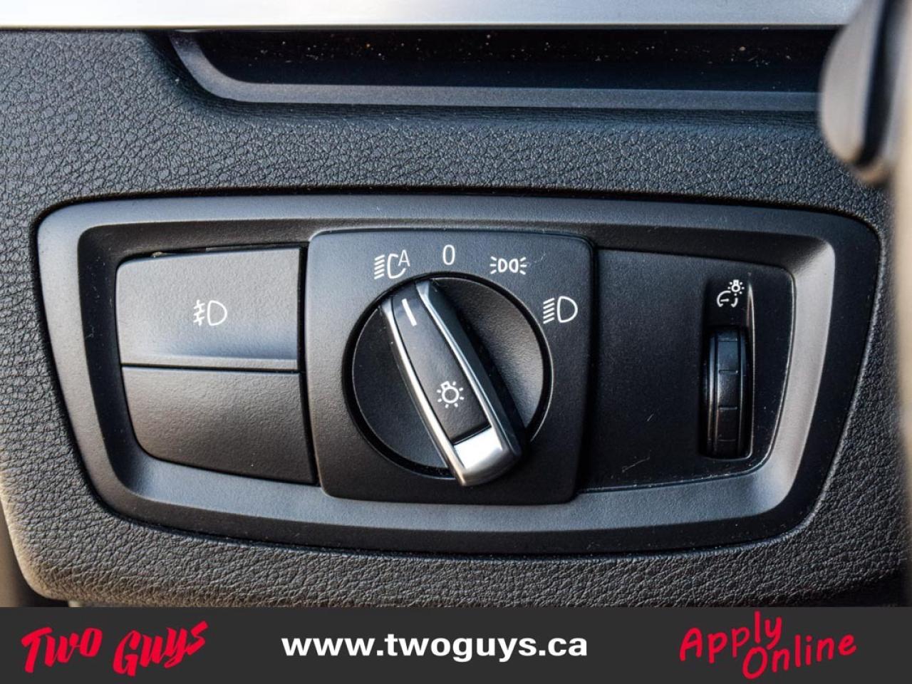 2018 BMW X1 xDrive28i   Premium Pkg   Panoroof   Pwr Hatch Photo