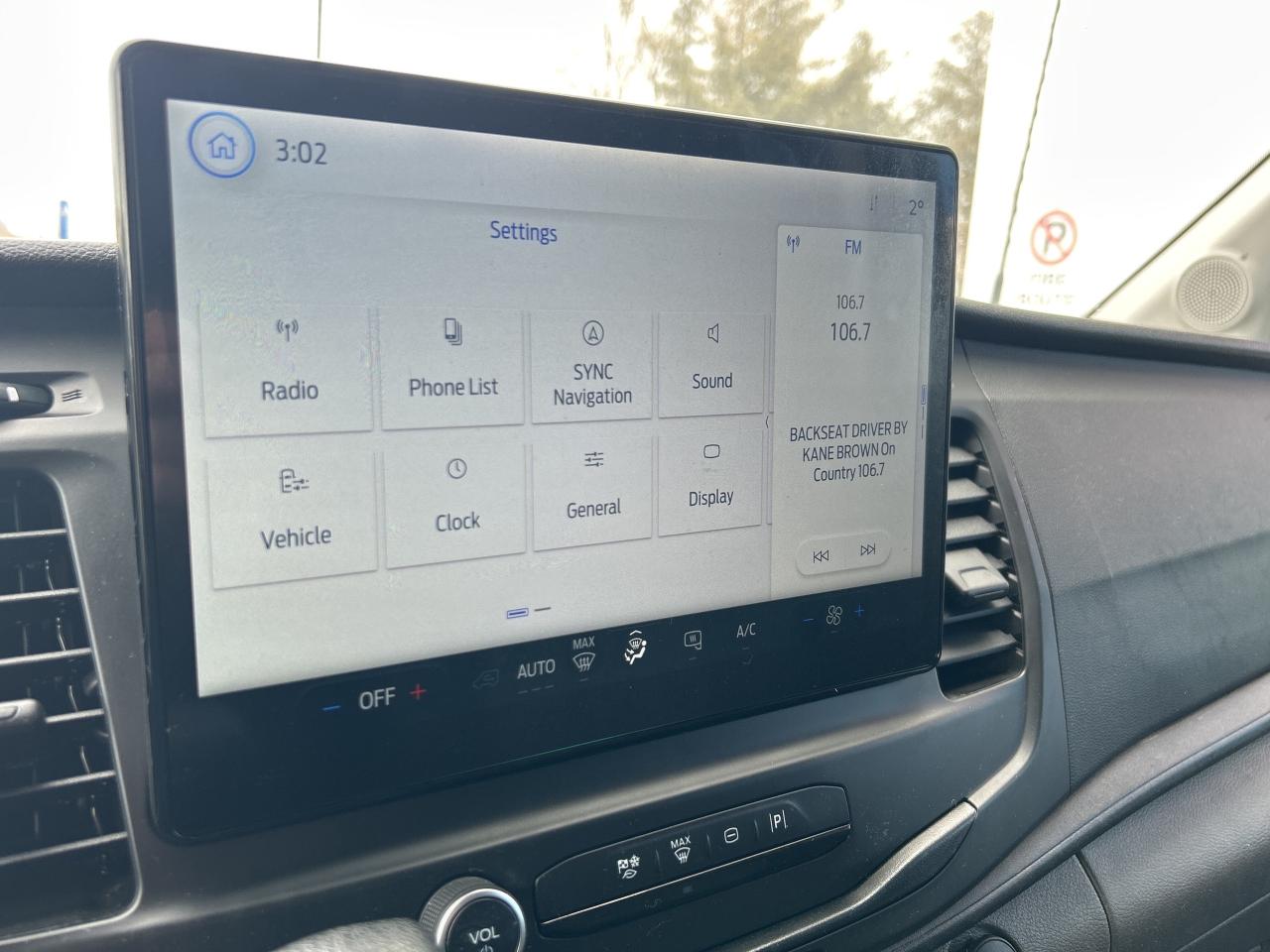 2023 Ford Transit Cargo Van T-250 130 Med Rf 9070 GVWR   NAV   Clean Carfax Photo