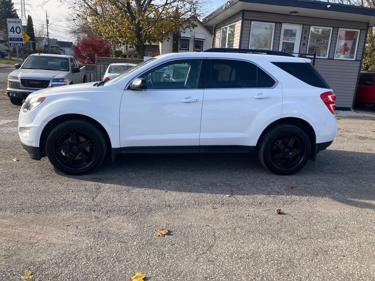 2017 Chevrolet Equinox FWD 4dr LT w/1LT Photo