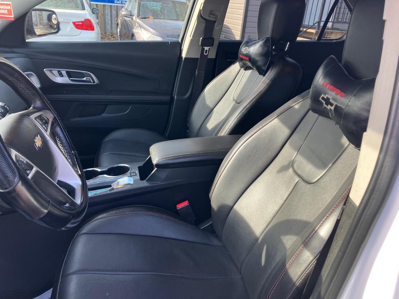 2017 Chevrolet Equinox FWD 4dr LT w/1LT Photo