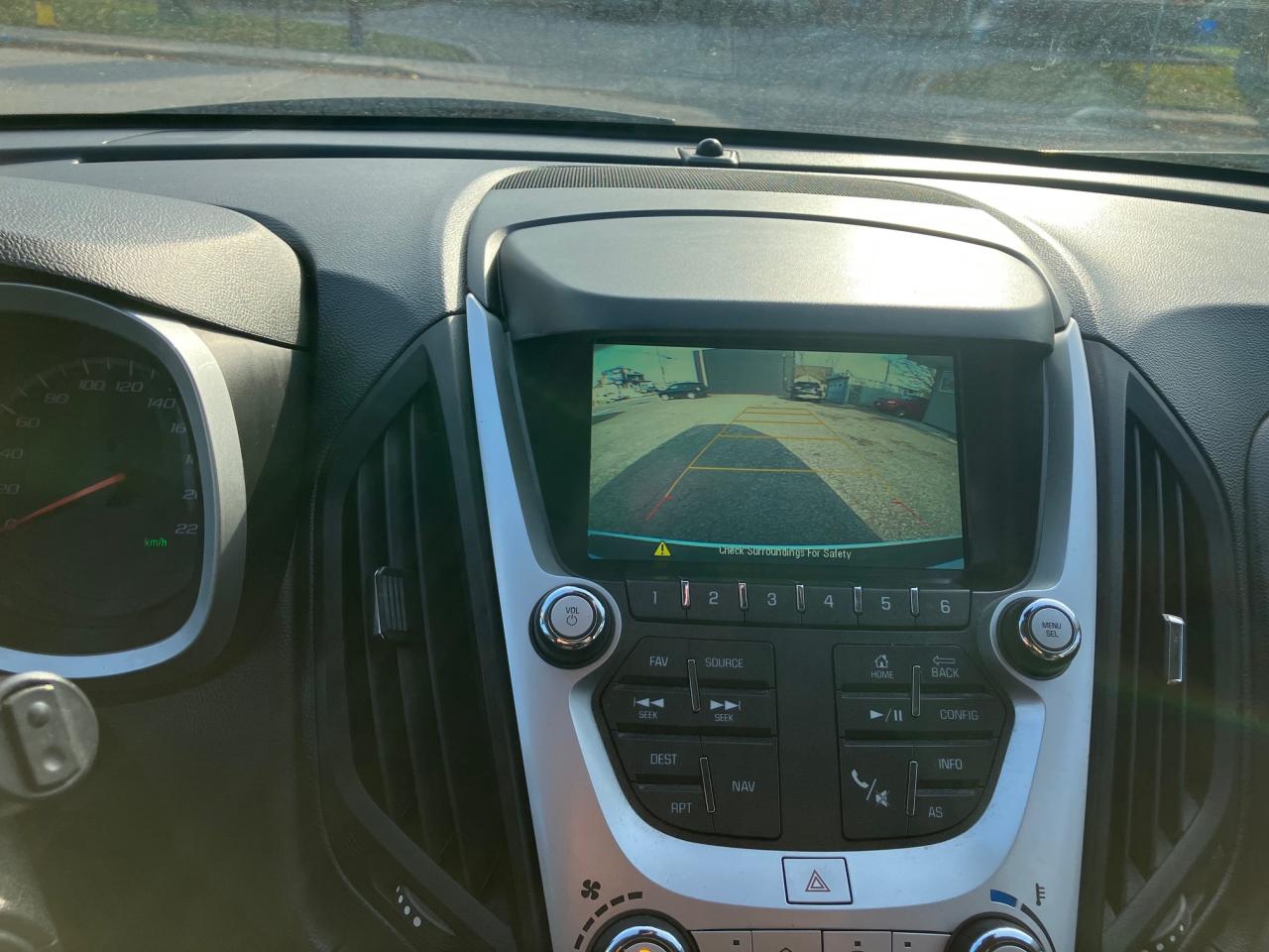 2017 Chevrolet Equinox FWD 4dr LT w/1LT Photo