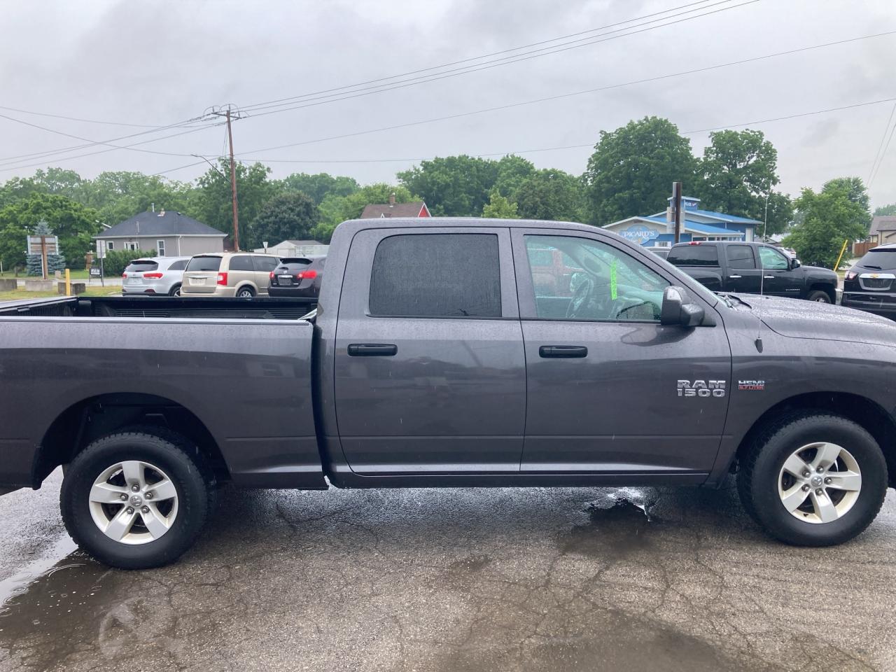 2018 RAM 1500 ONE OWNER-ST-4X4-6.5 BOX-CLEAN CARFAX Photo4