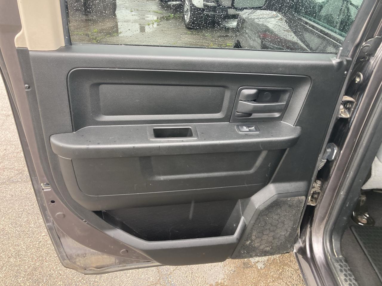 2018 RAM 1500 ONE OWNER-ST-4X4-6.5 BOX-CLEAN CARFAX Photo