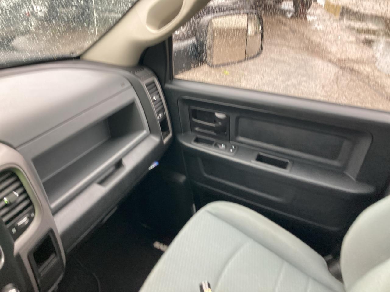 2018 RAM 1500 ONE OWNER-ST-4X4-6.5 BOX-CLEAN CARFAX Photo