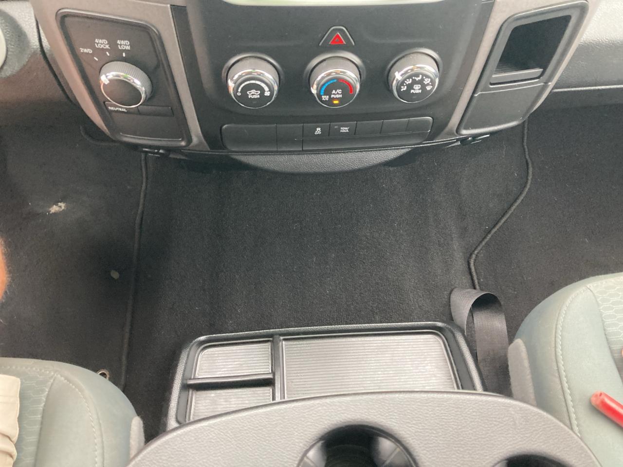 2018 RAM 1500 ONE OWNER-ST-4X4-6.5 BOX-CLEAN CARFAX Photo