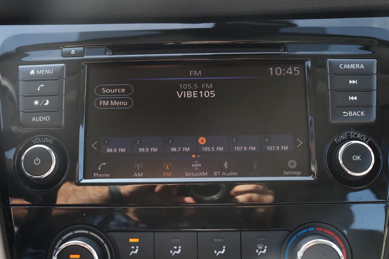 2023 Nissan Qashqai S AWD NO ACCIDENTS CARPLAY B-SPOT HTD SEATS CAMERA Photo