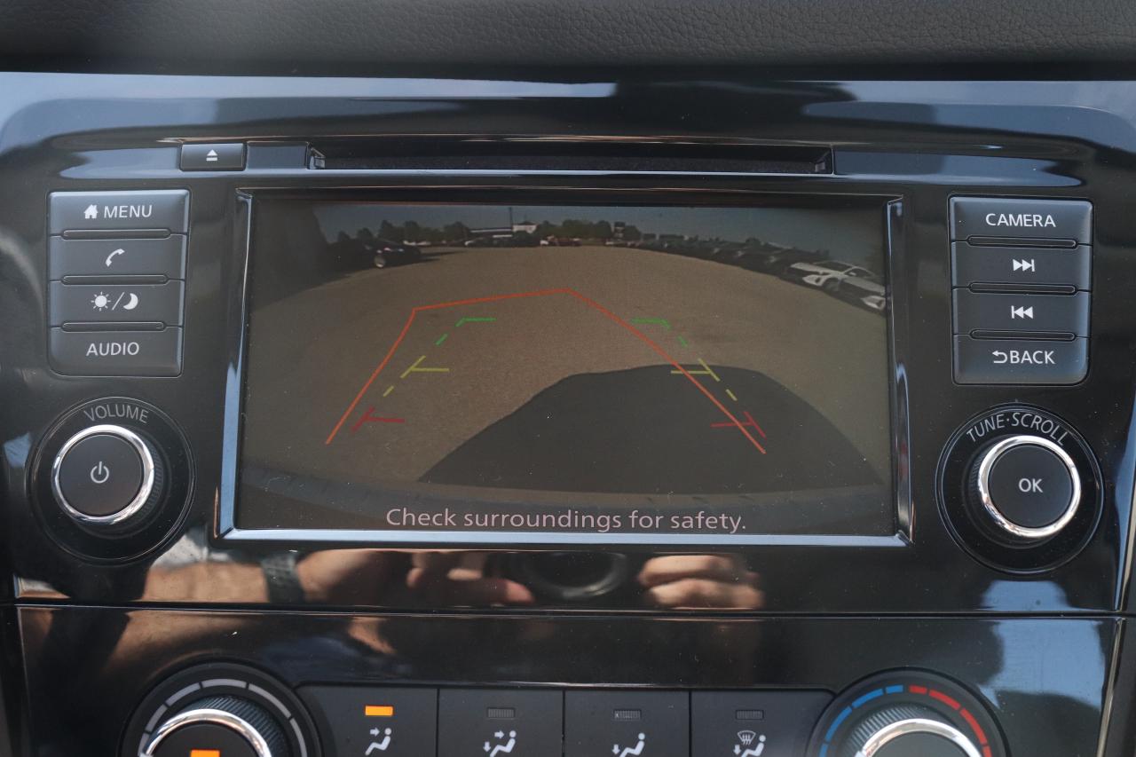 2023 Nissan Qashqai S AWD NO ACCIDENTS CARPLAY B-SPOT HTD SEATS CAMERA Photo