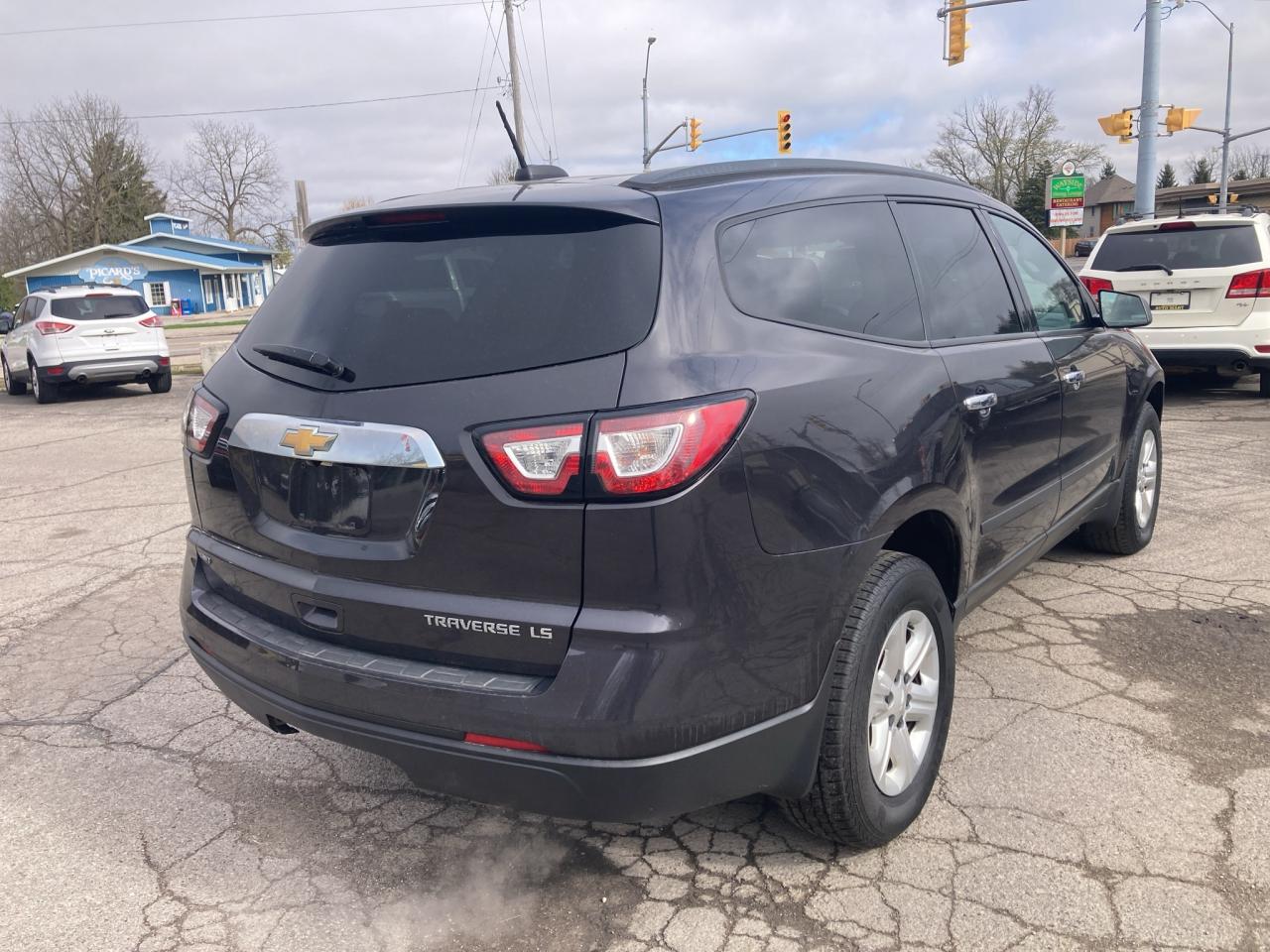 2016 Chevrolet Traverse LS-8 PASS-3.6-CLEAN CARFAX-CLEAN CAR Photo