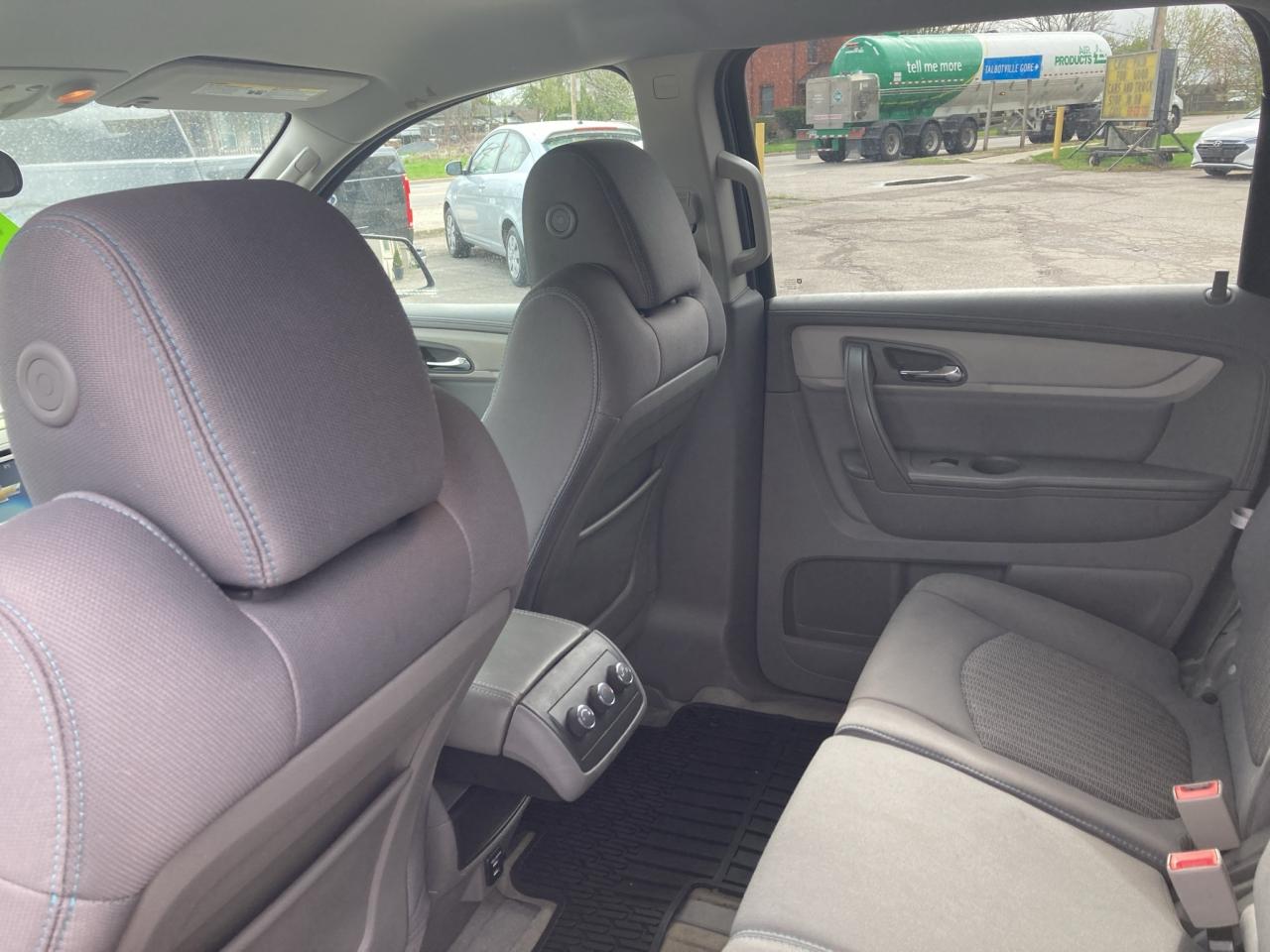 2016 Chevrolet Traverse LS-8 PASS-3.6-CLEAN CARFAX-CLEAN CAR Photo