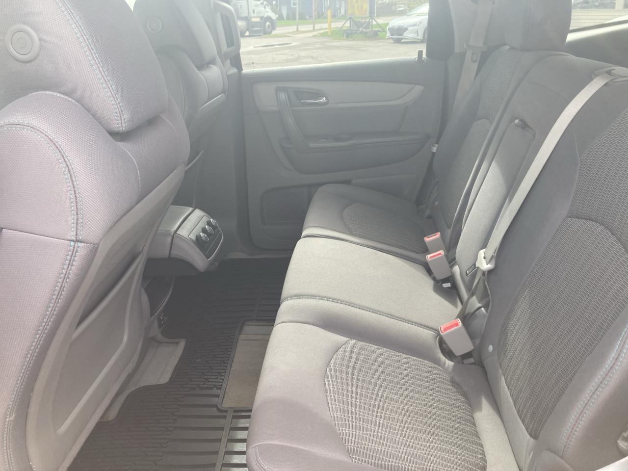 2016 Chevrolet Traverse LS-8 PASS-3.6-CLEAN CARFAX-CLEAN CAR Photo