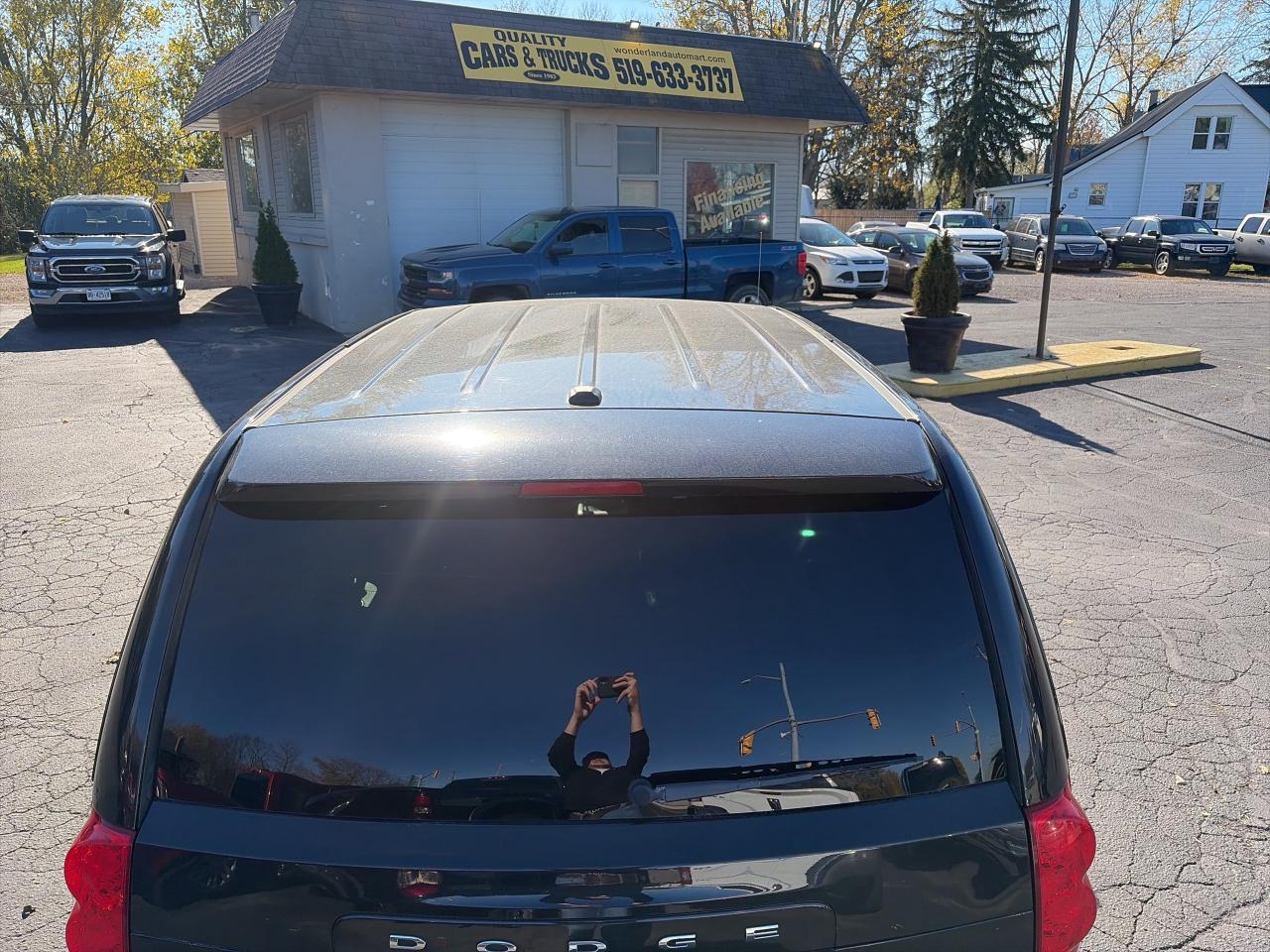 2019 Dodge Grand Caravan GT-LOADED-ENTERTAINMENT X2-LEATHER-VERY CLEAN Photo