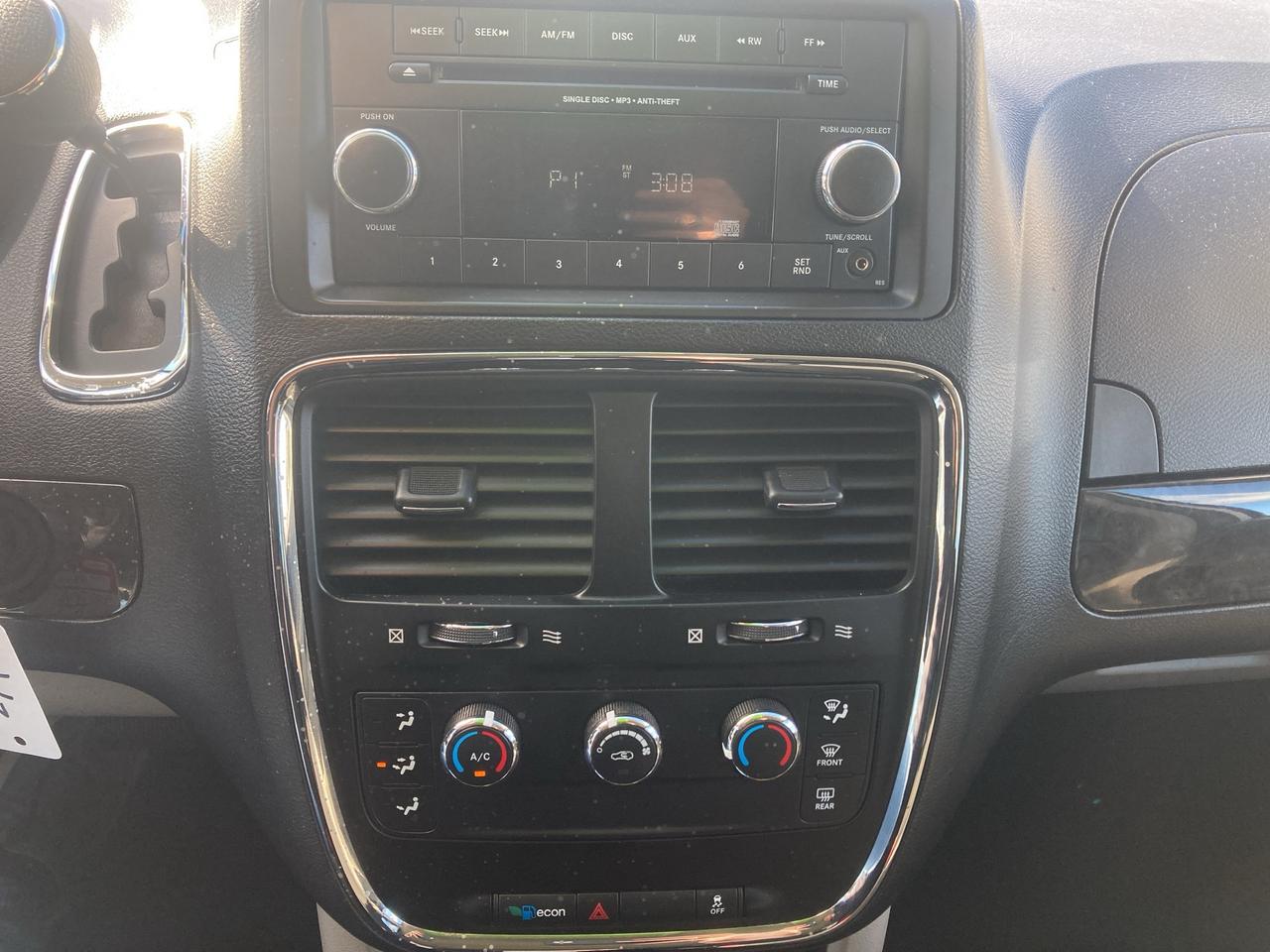 2016 Dodge Grand Caravan Canada Value Package-Low Km-Very Clean Photo