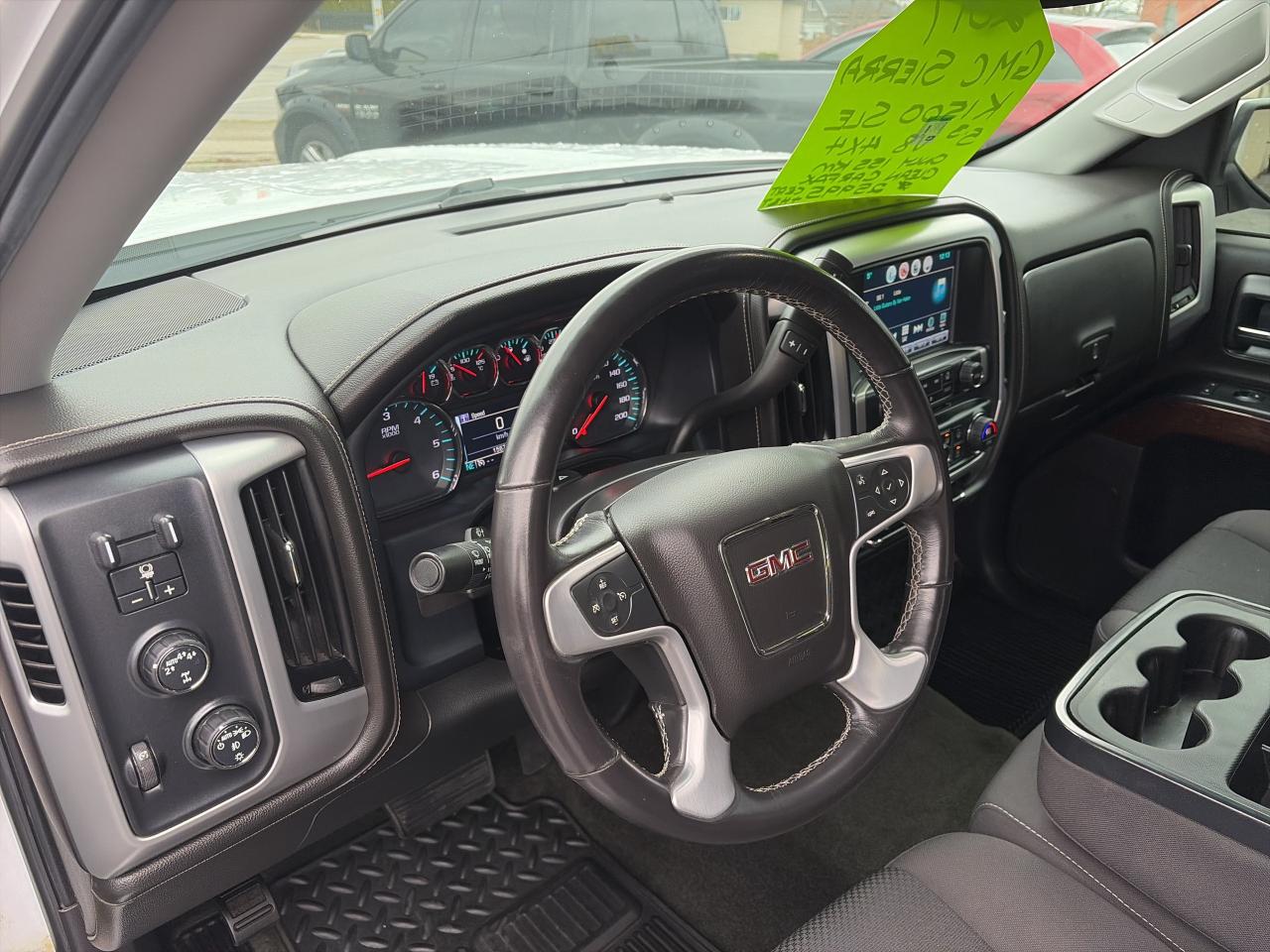 2017 GMC Sierra 1500 SLE-ELEVATION-GREAT KM-CLEAN CARFAX Photo