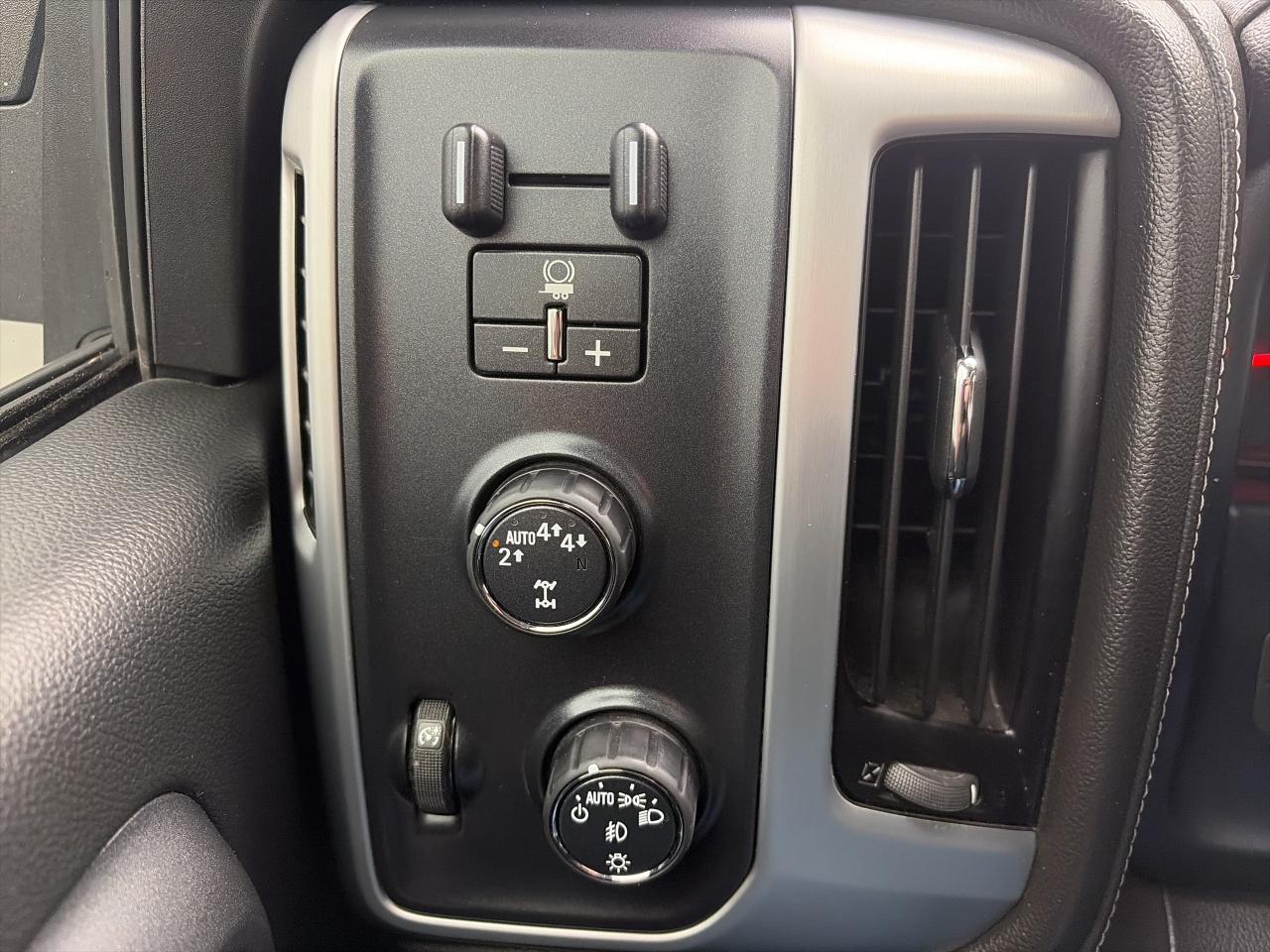 2017 GMC Sierra 1500 SLE-ELEVATION-GREAT KM-CLEAN CARFAX Photo