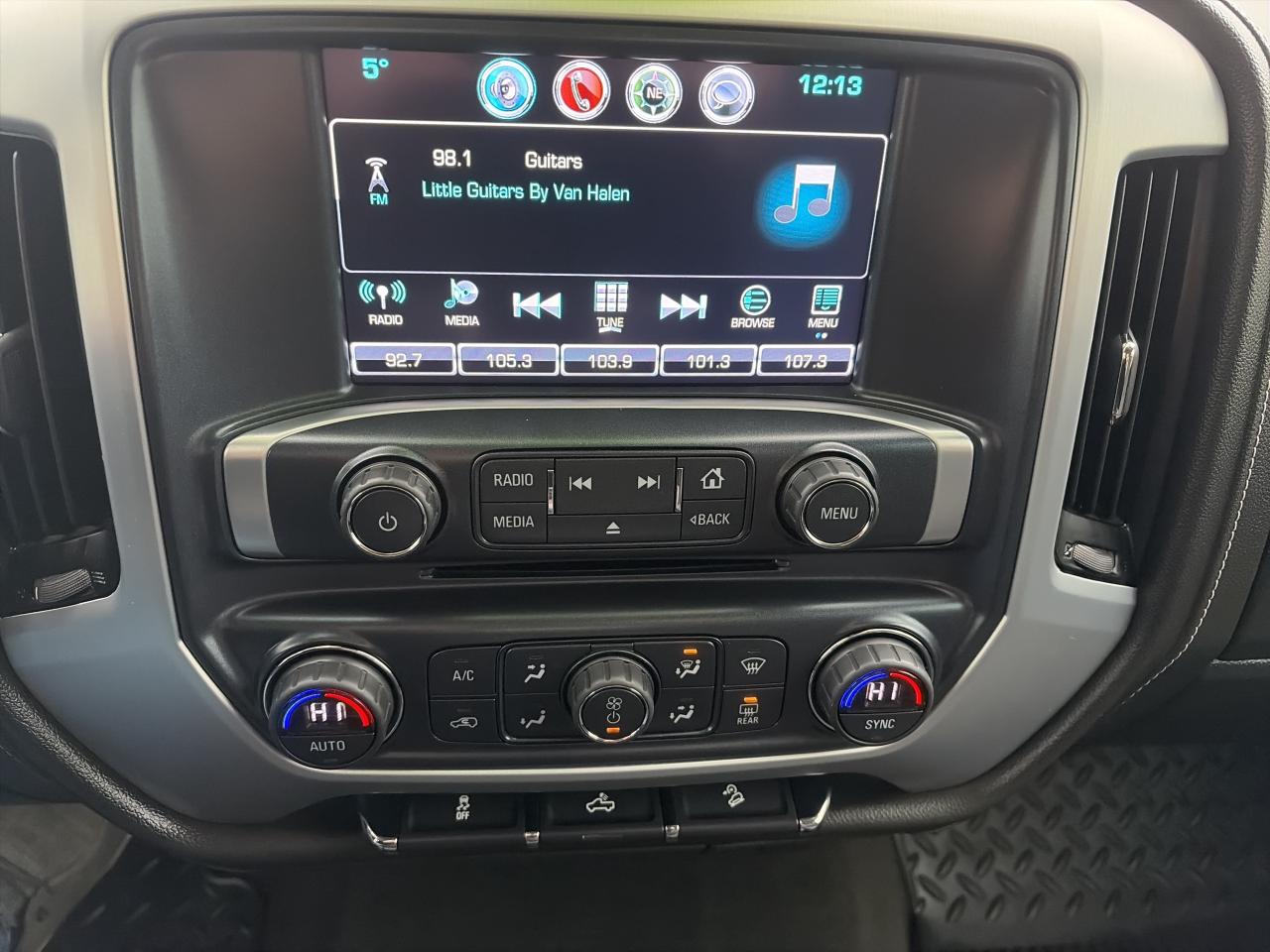 2017 GMC Sierra 1500 SLE-ELEVATION-GREAT KM-CLEAN CARFAX Photo