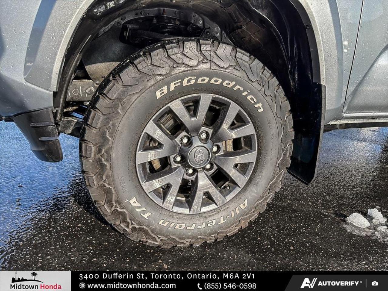 2023 Toyota Tacoma V6   DOUBLE CAB   CLEAN CARFAX Photo