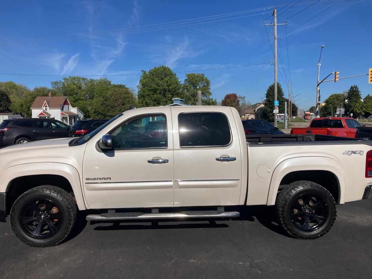 2012 GMC Sierra 1500 SLT-LEATHER-LOADED-5.3-4X4 Photo