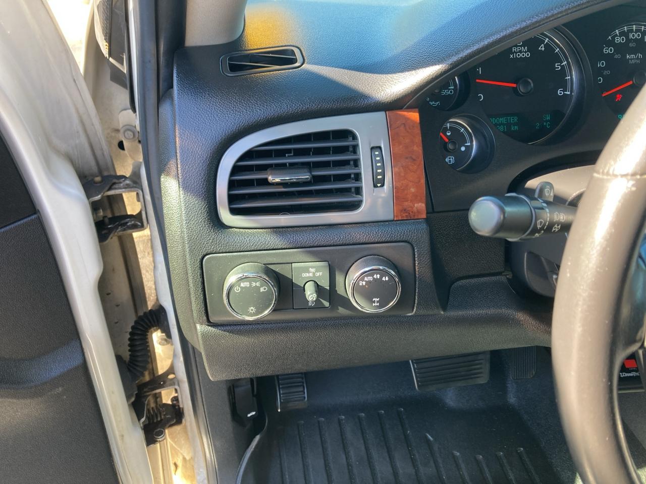 2012 GMC Sierra 1500 SLT-LEATHER-LOADED-5.3-4X4 Photo