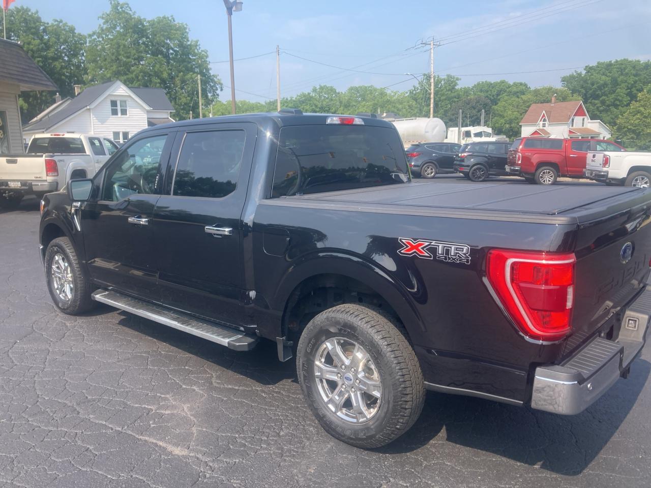 2022 Ford F-150 XLT-FULL CREW-TOW PACKAGE-CLEAN CARFAX Photo