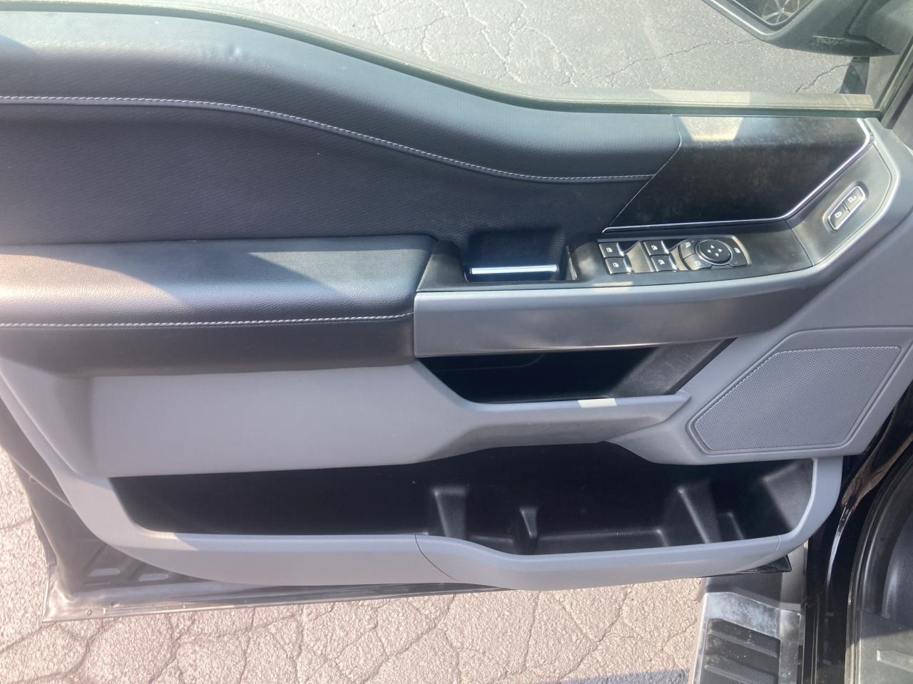 2022 Ford F-150 XLT-FULL CREW-TOW PACKAGE-CLEAN CARFAX Photo