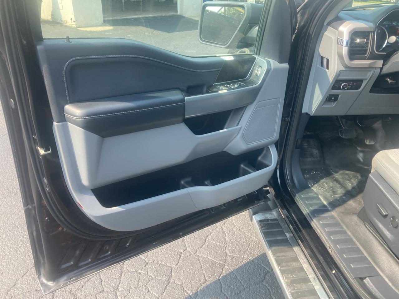 2022 Ford F-150 XLT-FULL CREW-TOW PACKAGE-CLEAN CARFAX Photo