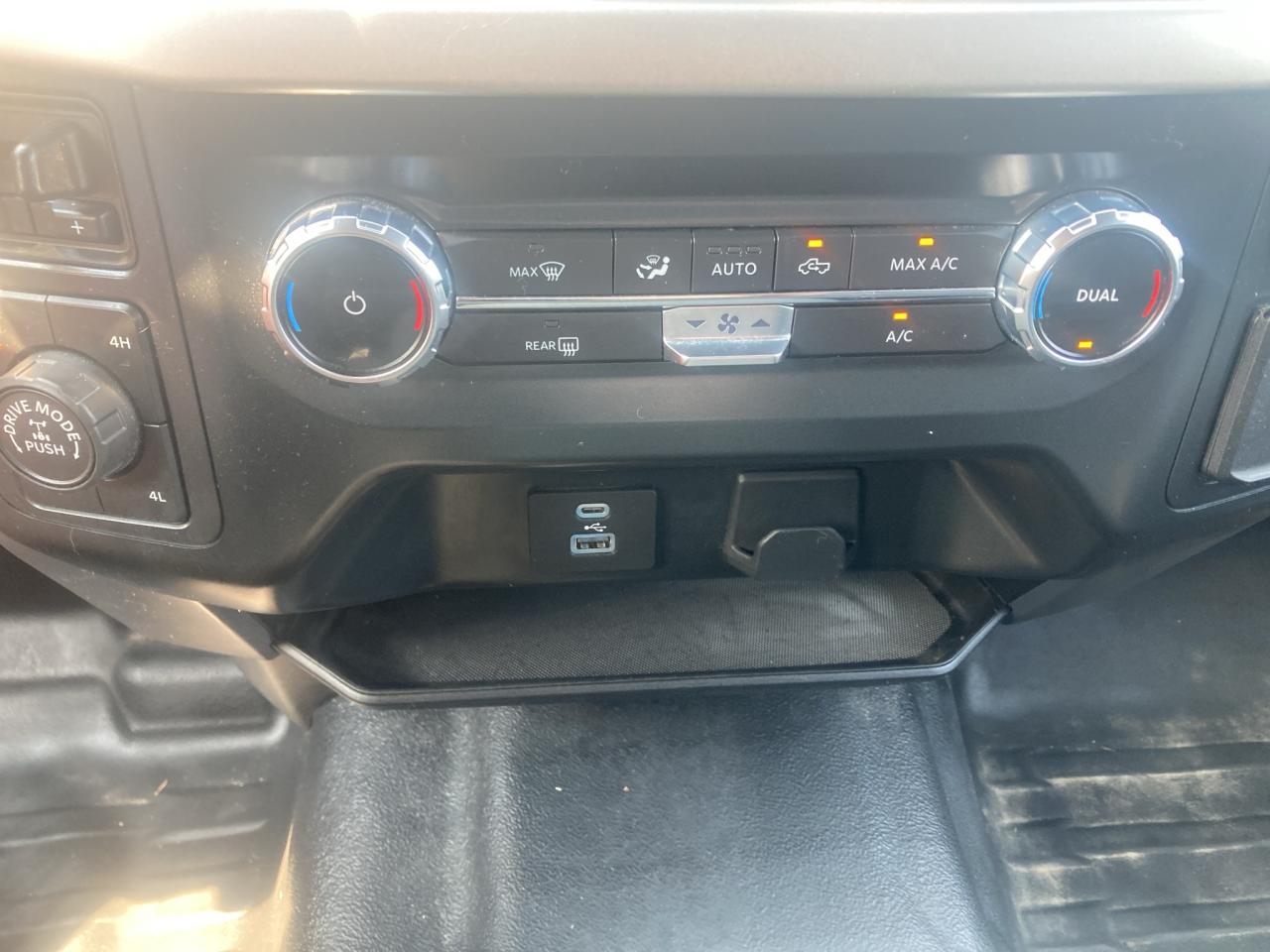 2022 Ford F-150 XLT-FULL CREW-TOW PACKAGE-CLEAN CARFAX Photo