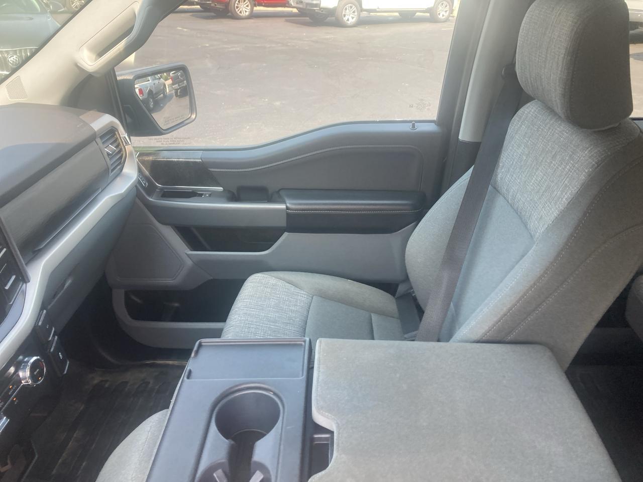 2022 Ford F-150 XLT-FULL CREW-TOW PACKAGE-CLEAN CARFAX Photo