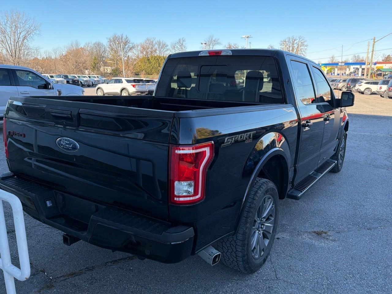 2017 Ford F-150 XLT SPECIAL EDITION PKG,5.0L, LOW PRICE! Photo4