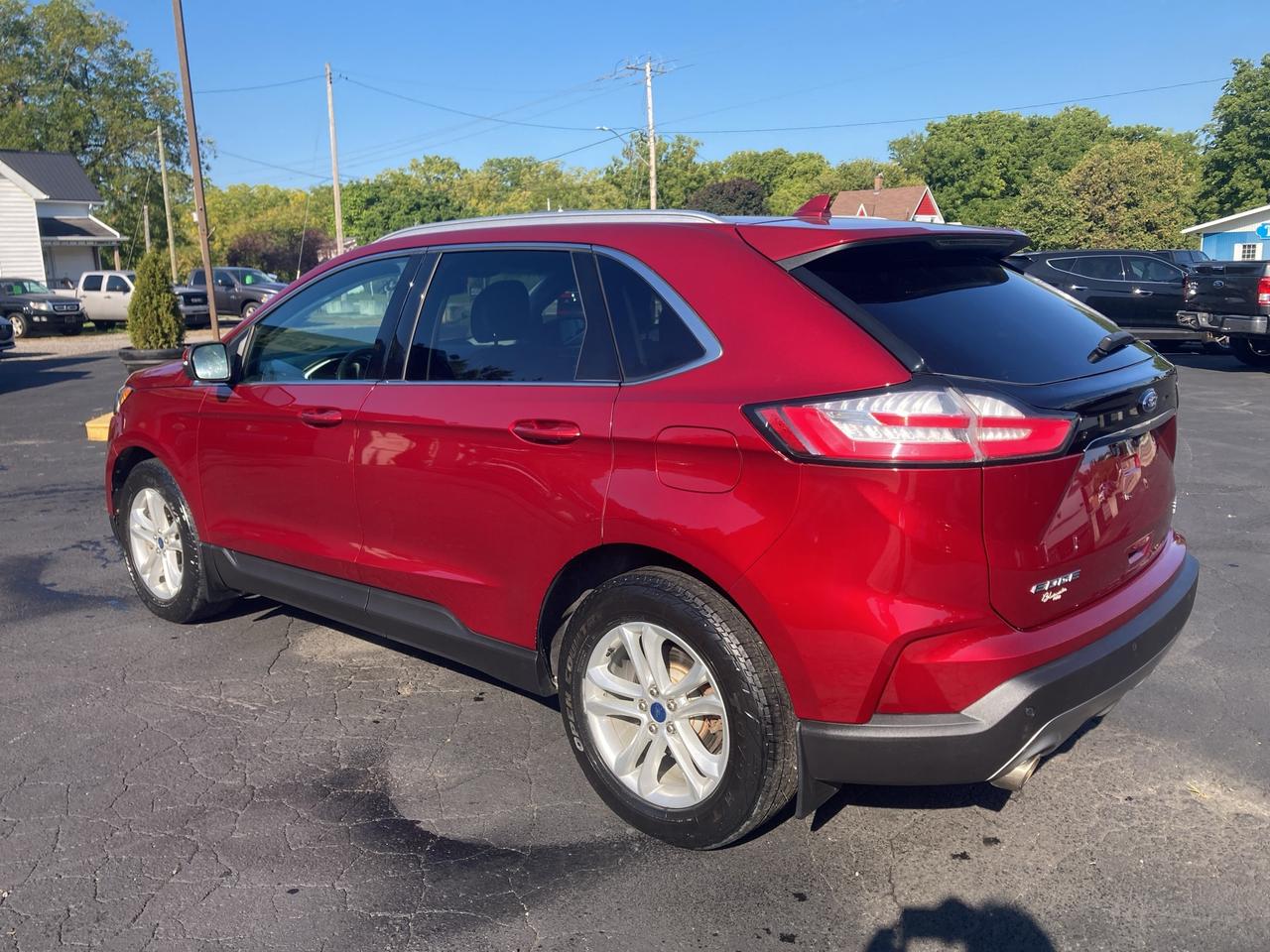 2019 Ford Edge SEL-LEATHER-LOADED-CLEAN-HEATED SEATS Photo