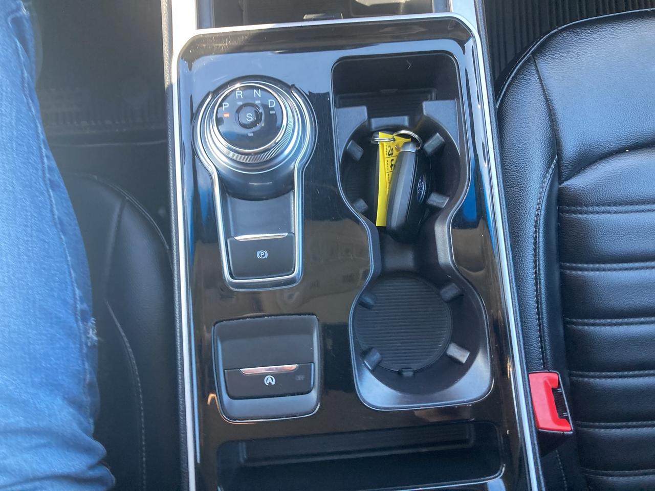 2019 Ford Edge SEL-LEATHER-LOADED-CLEAN-HEATED SEATS Photo