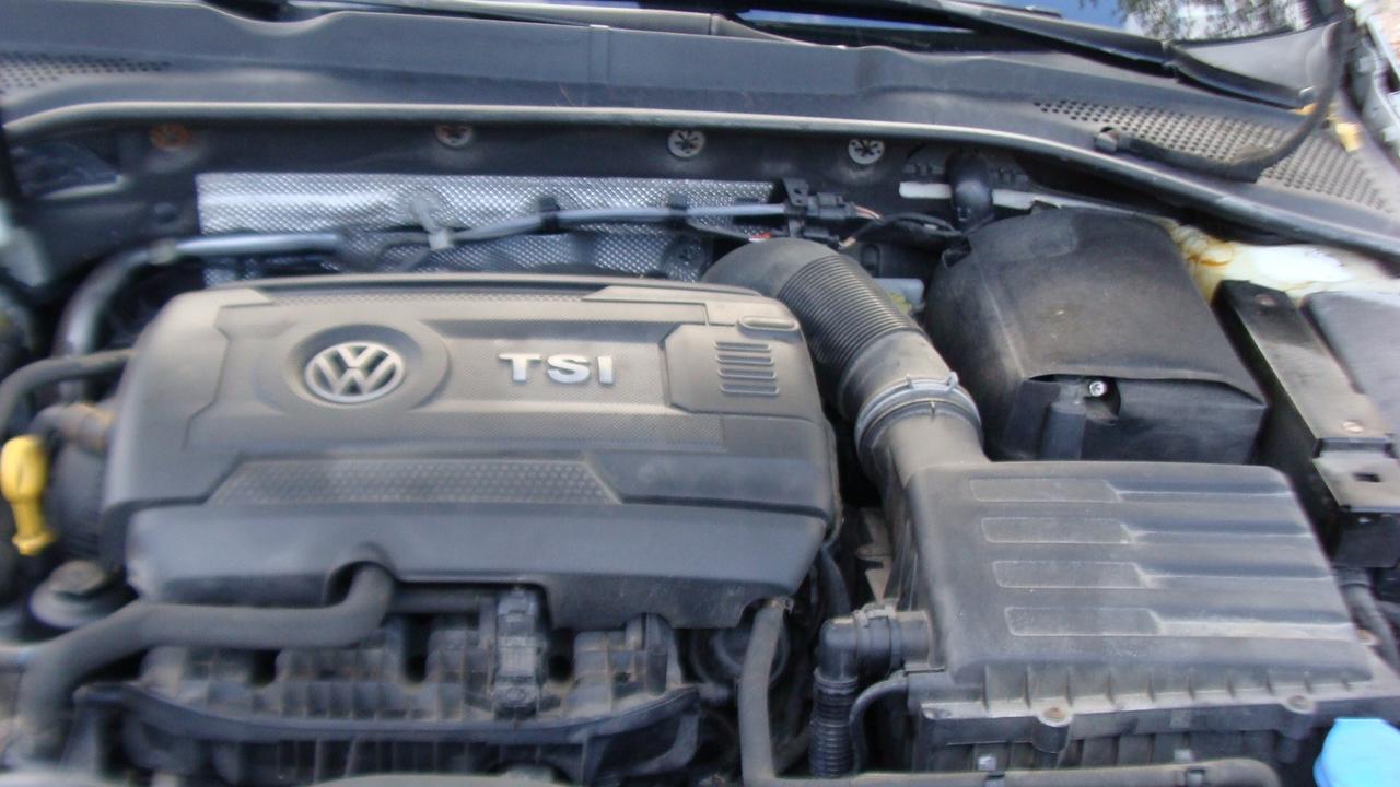 2016 Volkswagen Golf 5dr HB Auto 1.8 TSI Trendline*NEW PRICE!*LOW KM`S! Photo