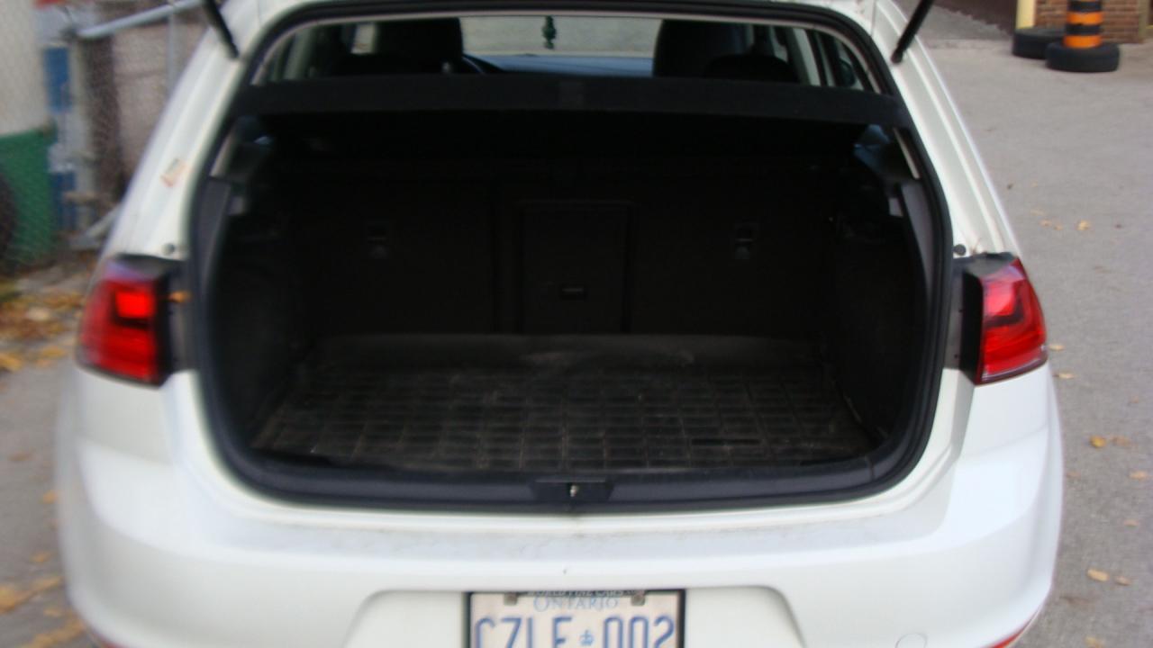 2016 Volkswagen Golf 5dr HB Auto 1.8 TSI Trendline*NEW PRICE!*LOW KM`S! Photo