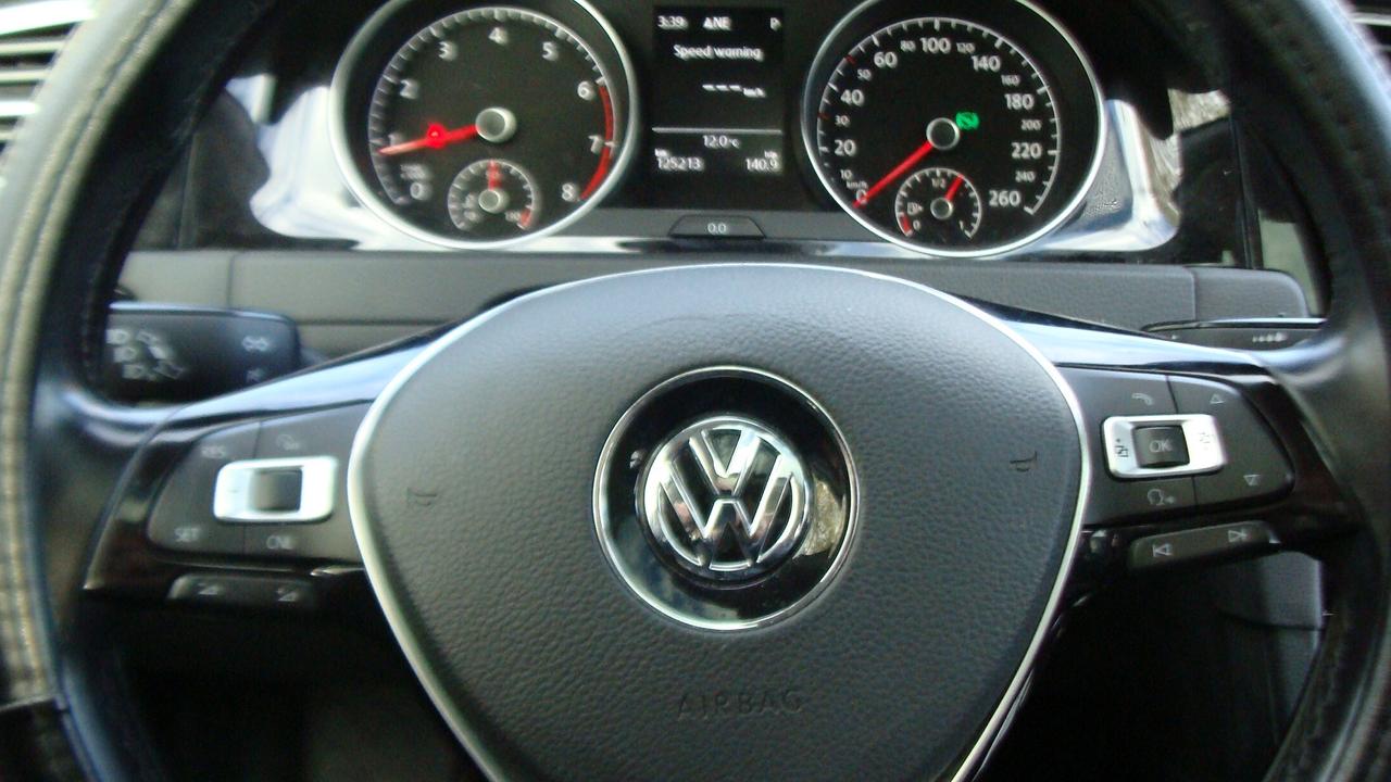 2016 Volkswagen Golf 5dr HB Auto 1.8 TSI Trendline*NEW PRICE!*LOW KM`S! Photo