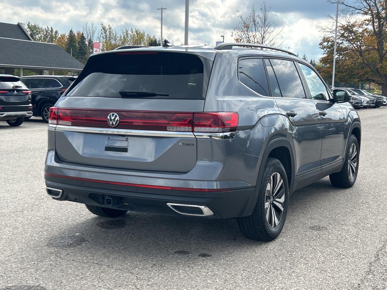 2024 Volkswagen Atlas Comfortline 2.0 TSI 4MOTION   Heated/Cooled Seats Photo