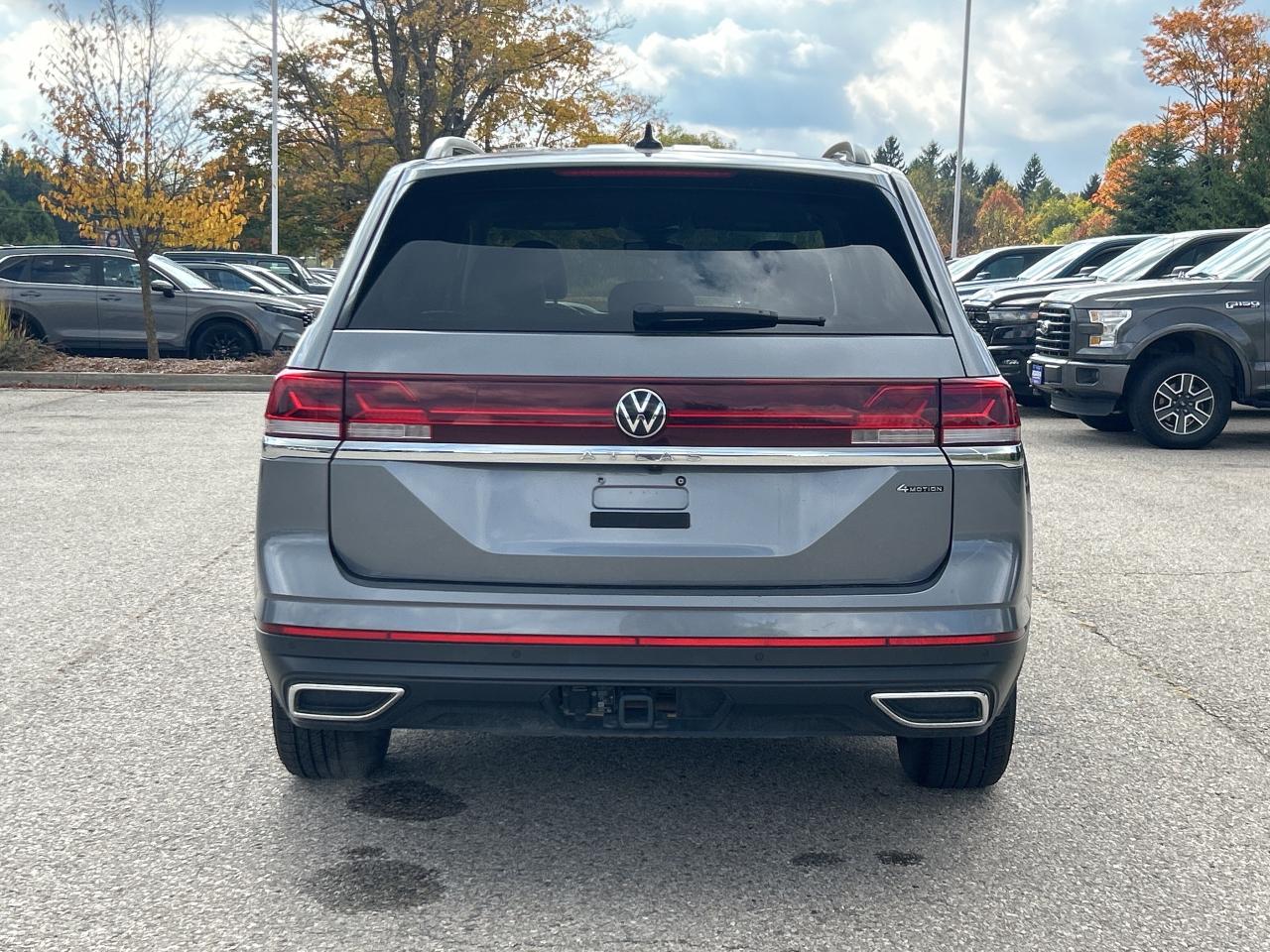 2024 Volkswagen Atlas Comfortline 2.0 TSI 4MOTION   Heated/Cooled Seats Photo