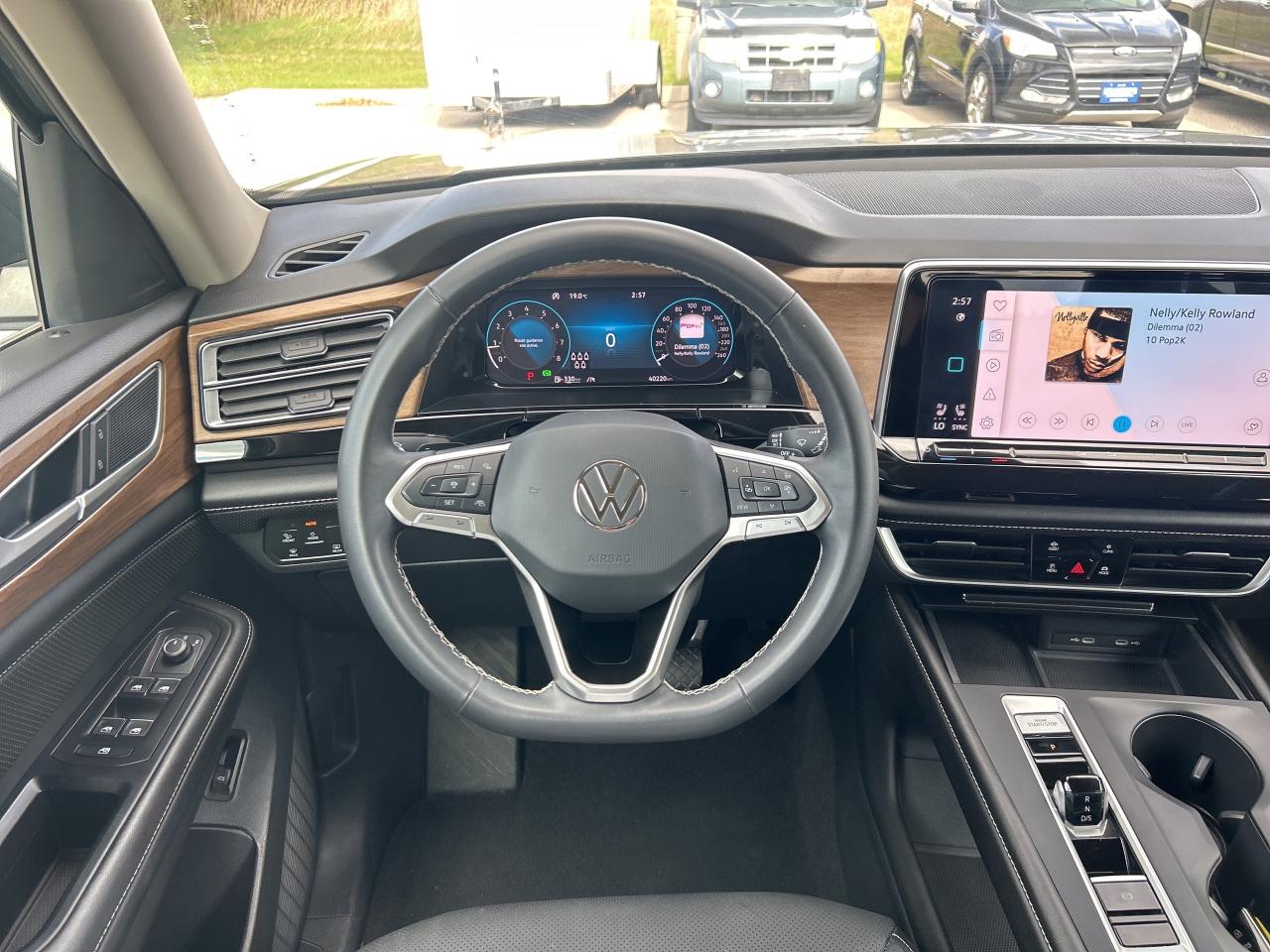 2024 Volkswagen Atlas Comfortline 2.0 TSI 4MOTION   Heated/Cooled Seats Photo