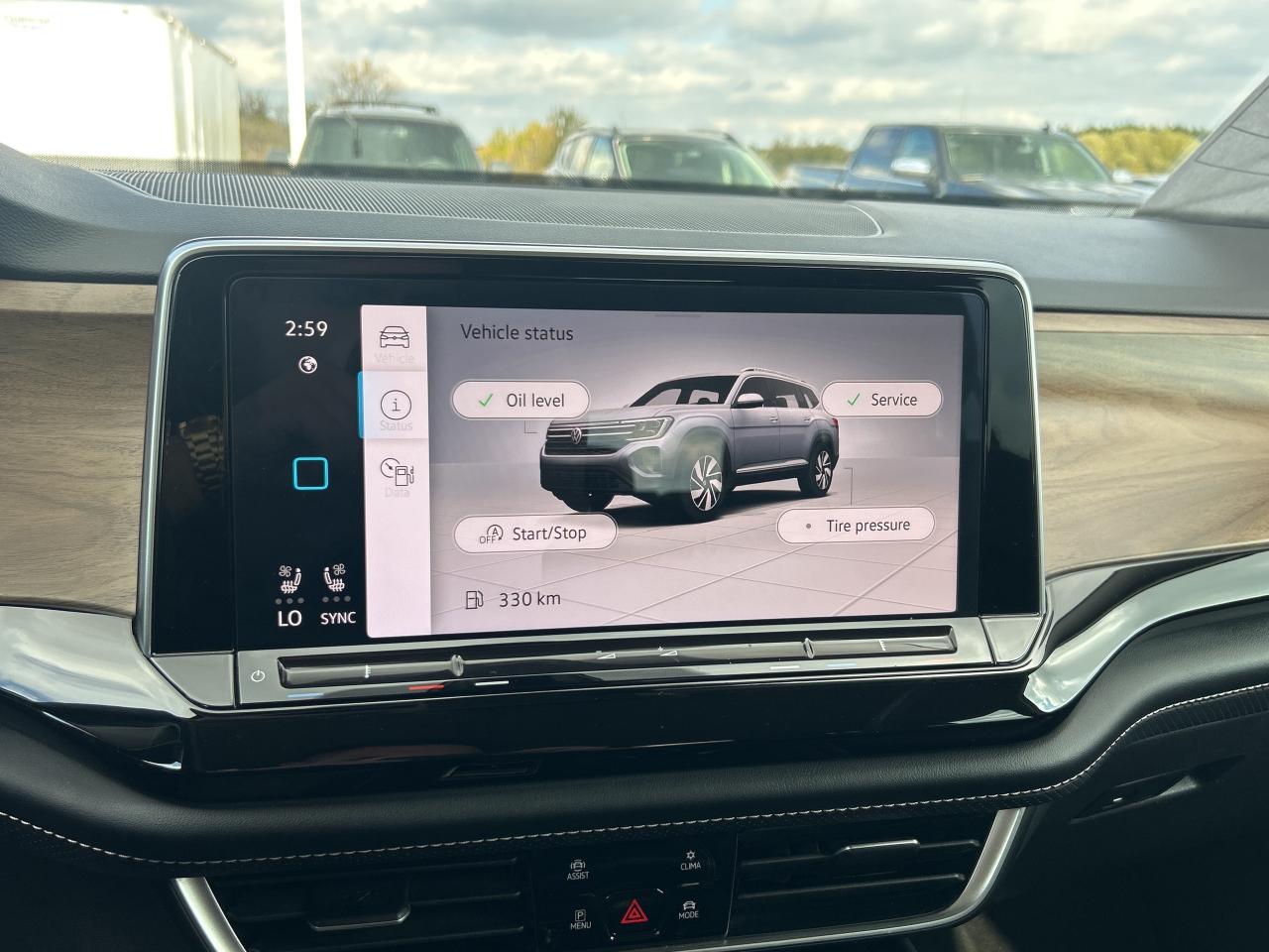 2024 Volkswagen Atlas Comfortline 2.0 TSI 4MOTION   Heated/Cooled Seats Photo