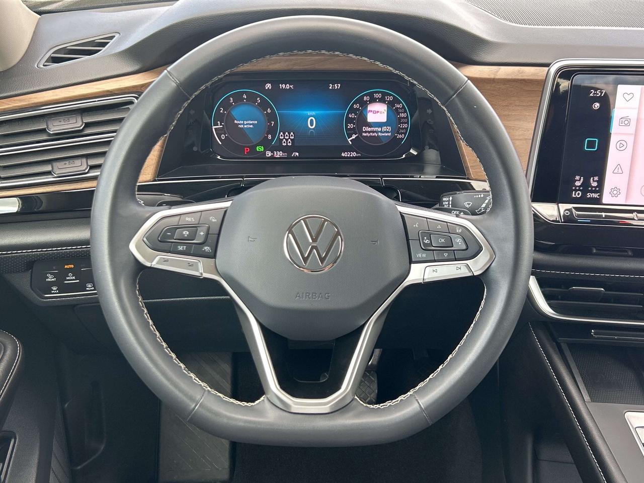 2024 Volkswagen Atlas Comfortline 2.0 TSI 4MOTION   Heated/Cooled Seats Photo