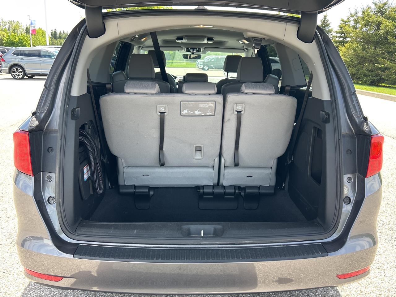 2020 Honda Odyssey EX-RES   Sunroof   DVD/Blu-ray   Heated Seats Photo