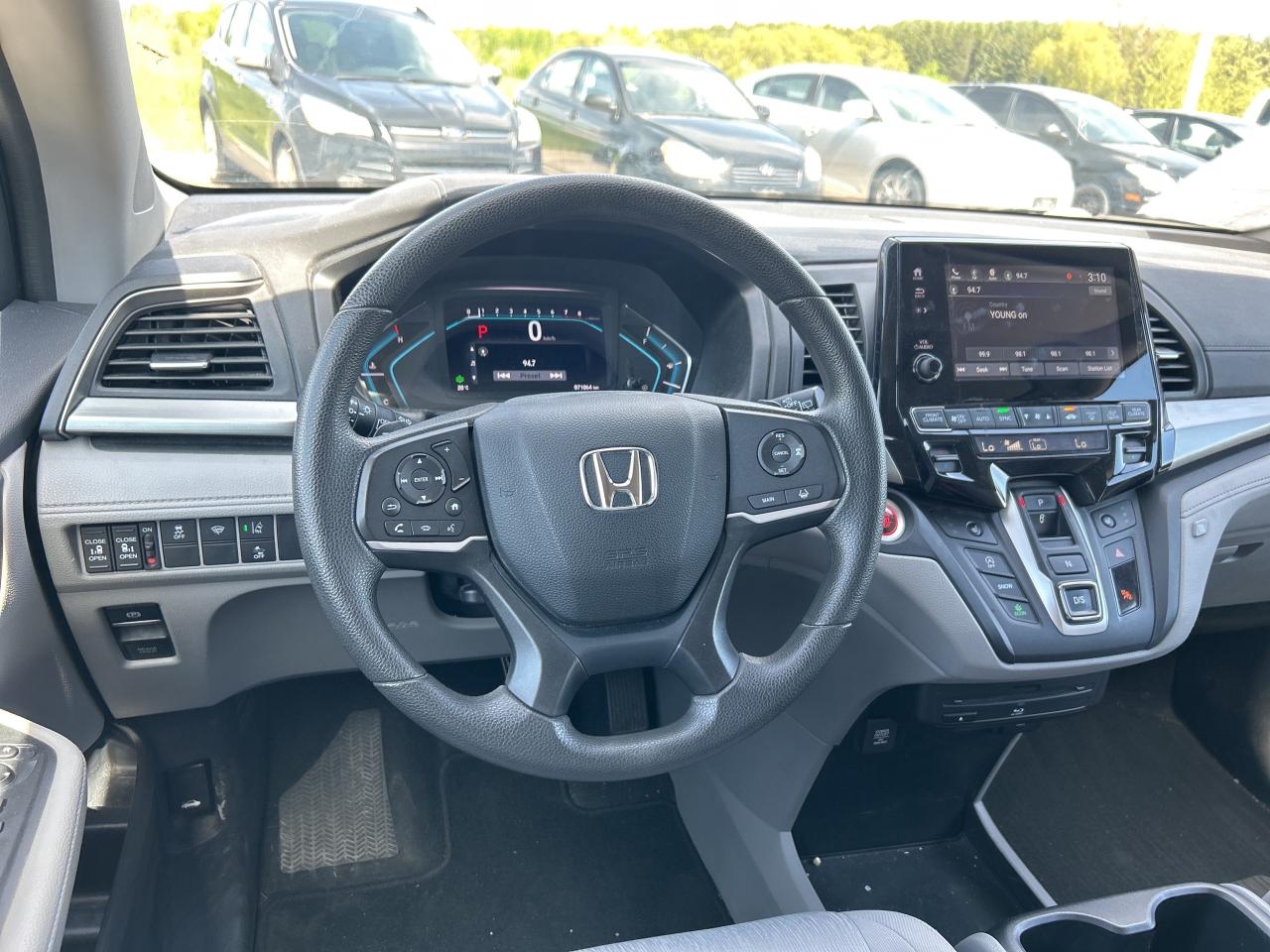 2020 Honda Odyssey EX-RES   Sunroof   DVD/Blu-ray   Heated Seats Photo