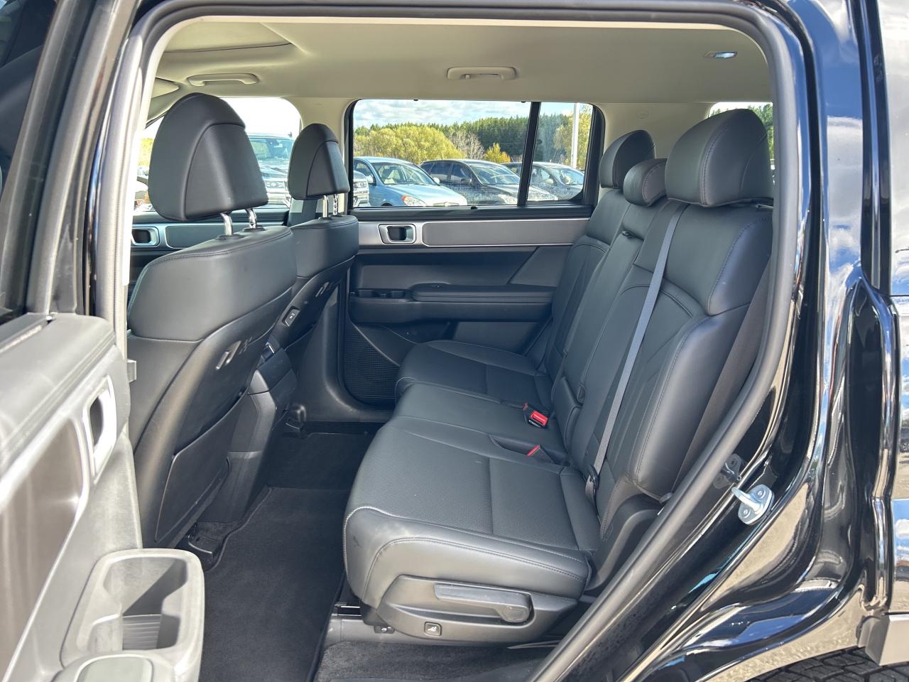 2025 Hyundai Santa Fe XRT AWD   Sunroof   Heated Seats & Steering Wheel Photo