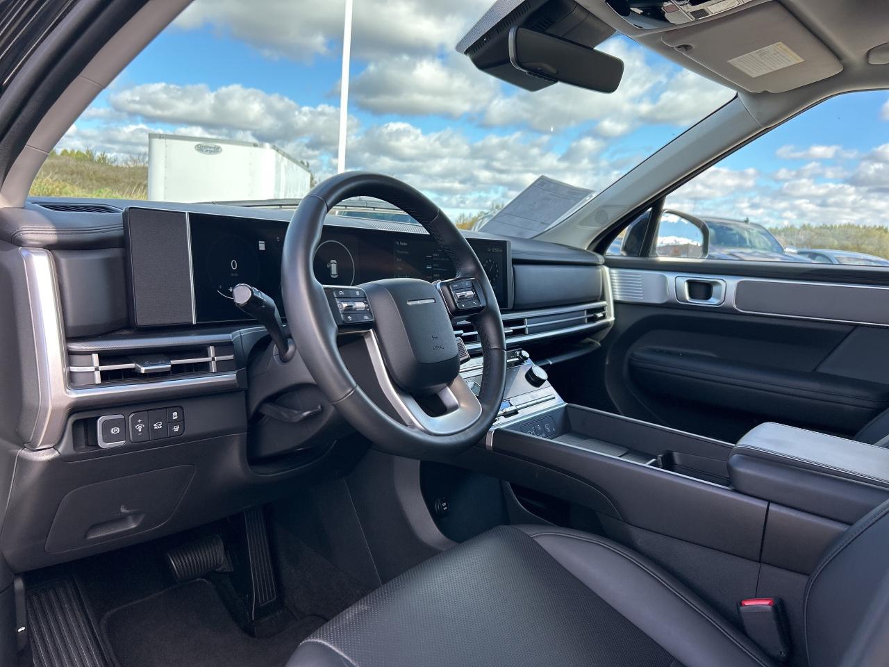 2025 Hyundai Santa Fe XRT AWD   Sunroof   Heated Seats & Steering Wheel Photo