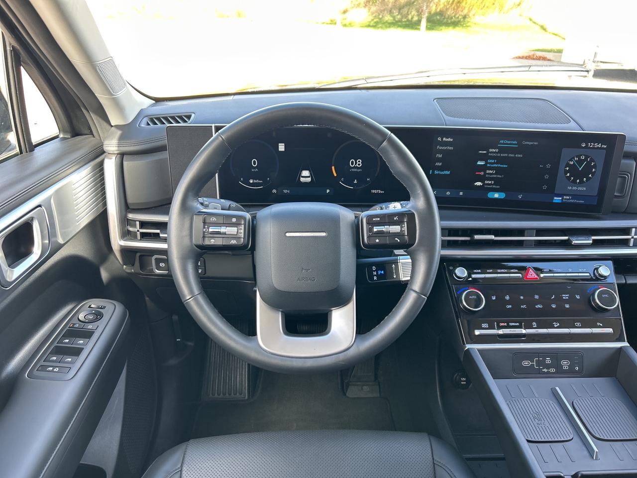 2025 Hyundai Santa Fe XRT AWD   Sunroof   Heated Seats & Steering Wheel Photo